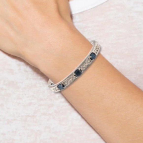 JUDITH RIPKA HEMATITE KICK BACK HINGED BANGLE S-M - Picture 2 of 5